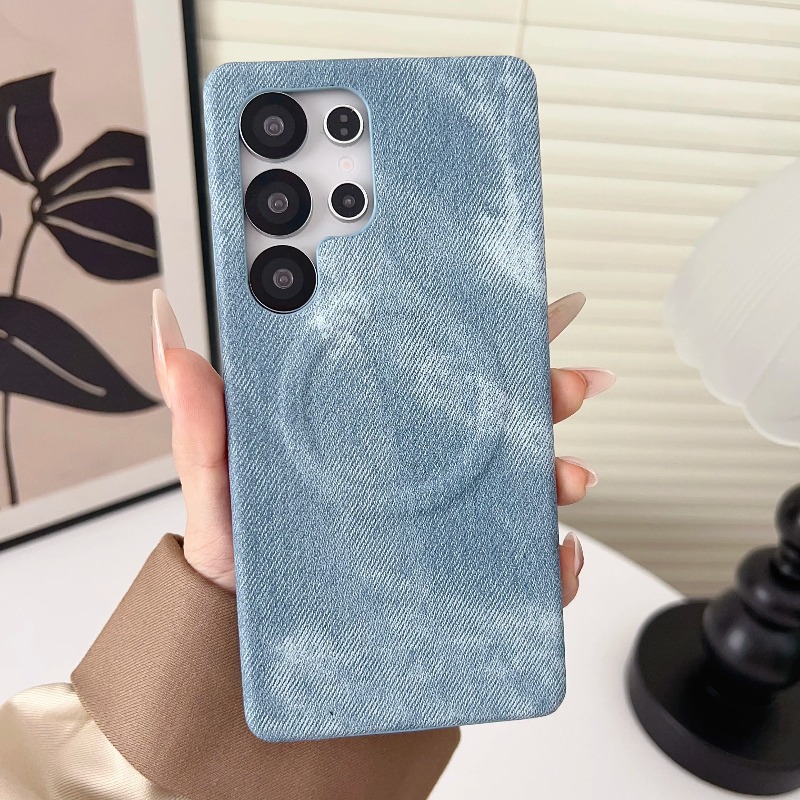 Etui na telefon z teksturą dżi – Jeans recenzja i cena